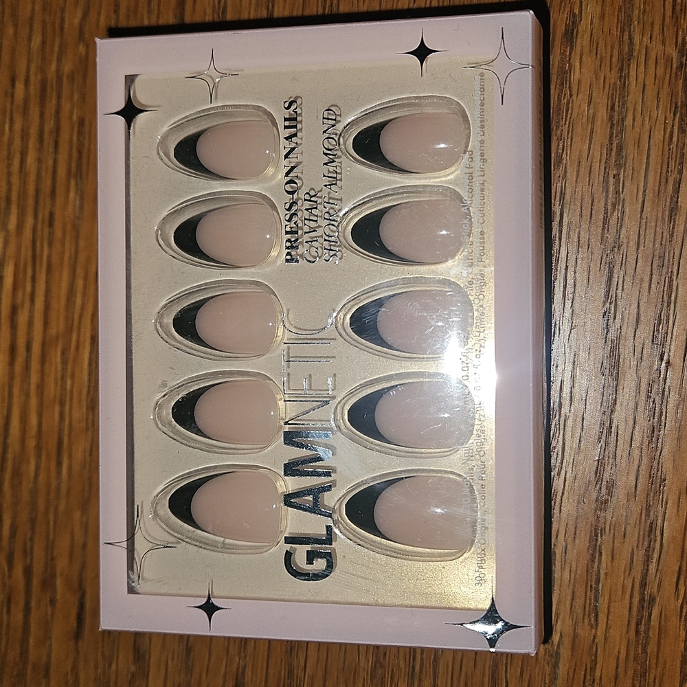 Glamnetic Caviar Manicure